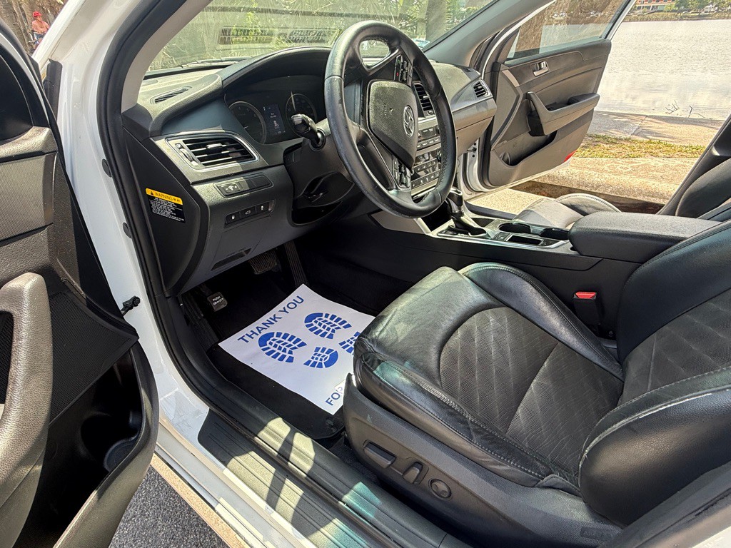 2017 Hyundai Sonata Image 12