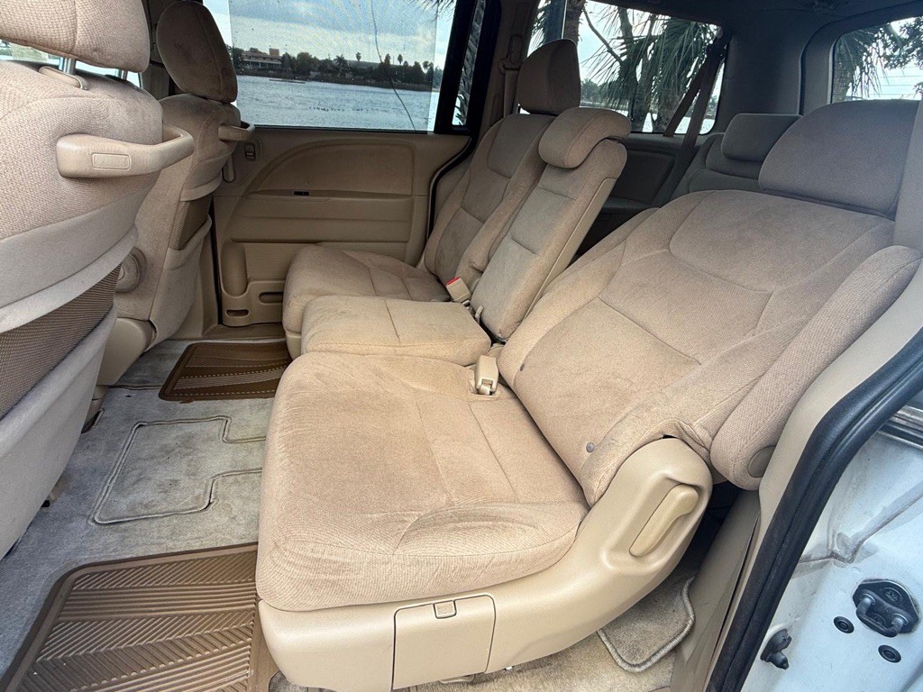 2007 Honda Odyssey Image 8
