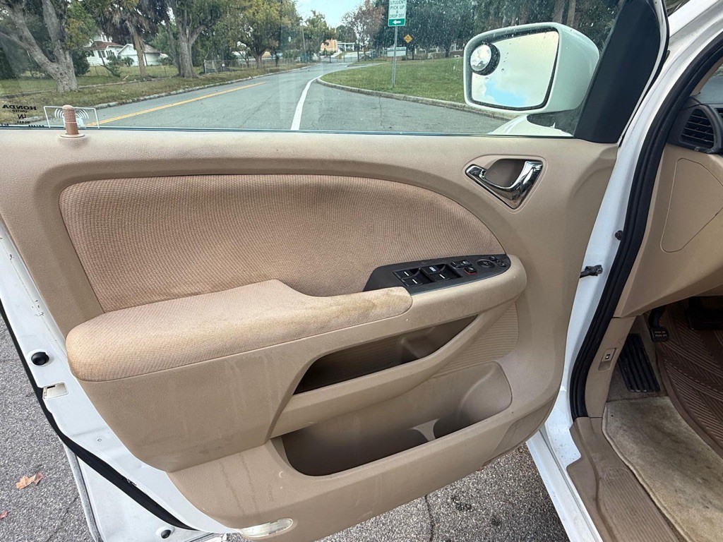 2007 Honda Odyssey Image 10