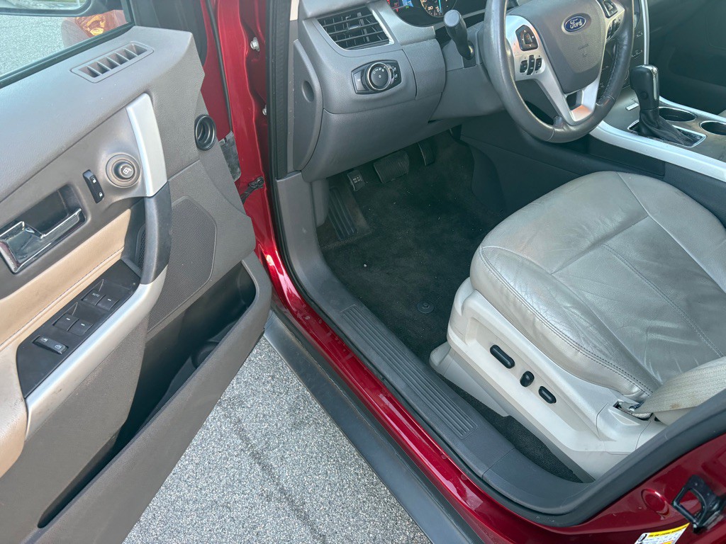 2013 Ford Edge Image 15