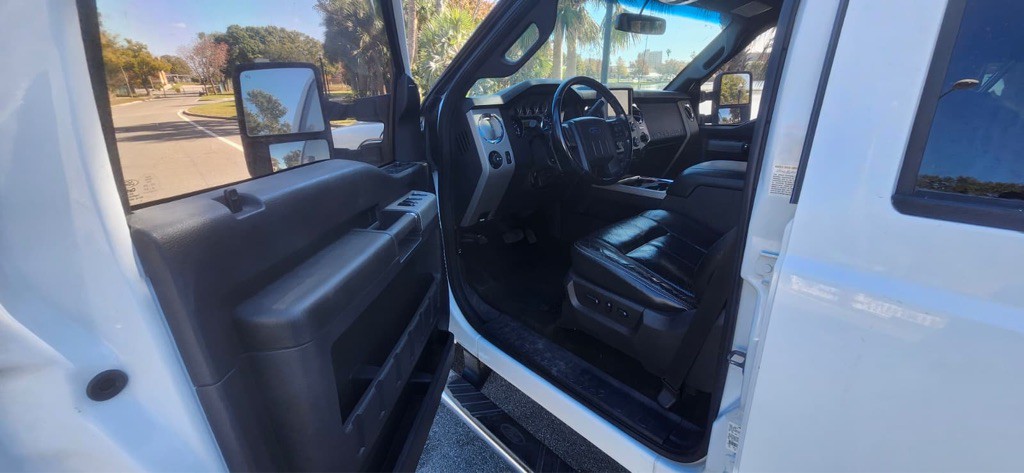 2013 Ford F-350 Image 20