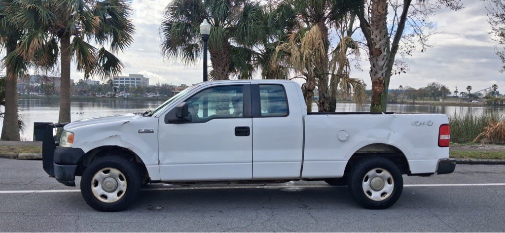 2005 Ford F-150 Image 1