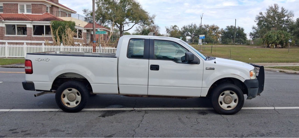 2005 Ford F-150 Image 4