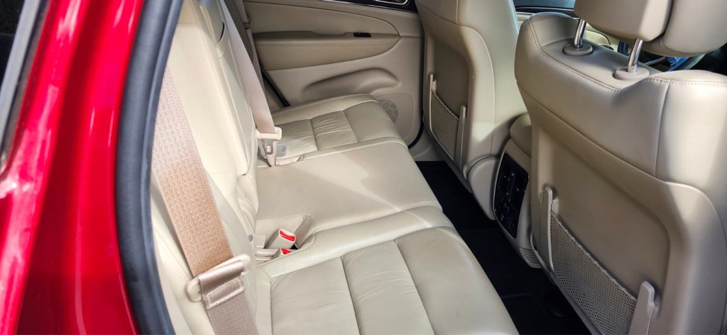 2014 Jeep Grand Cherokee Image 16