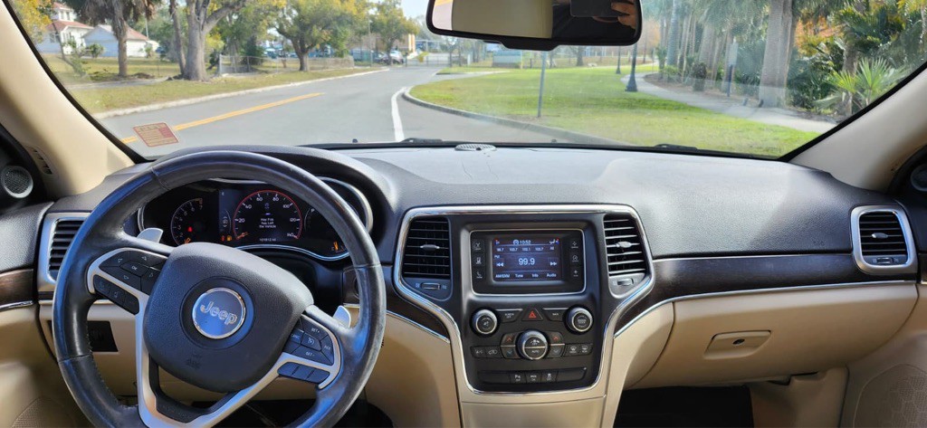 2014 Jeep Grand Cherokee Image 8