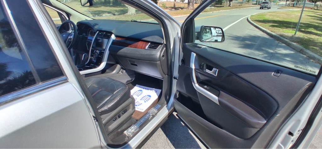 2014 Ford Edge Image 9