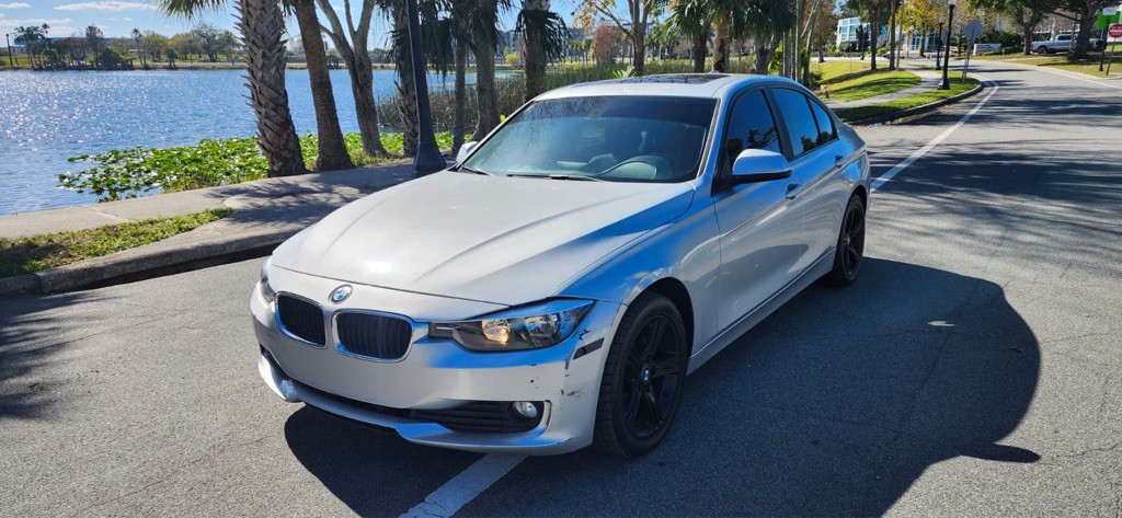 2013 BMW 3 Series Image 5