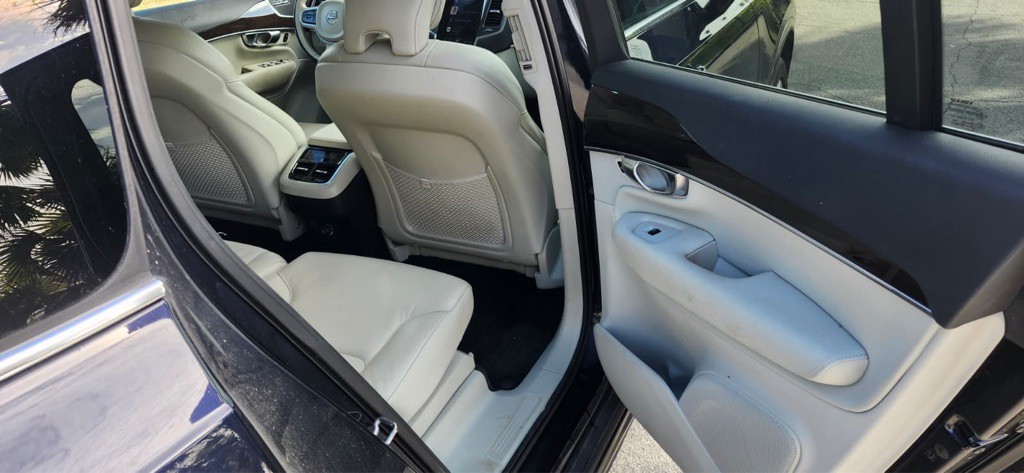 2019 Volvo XC90 Image 18
