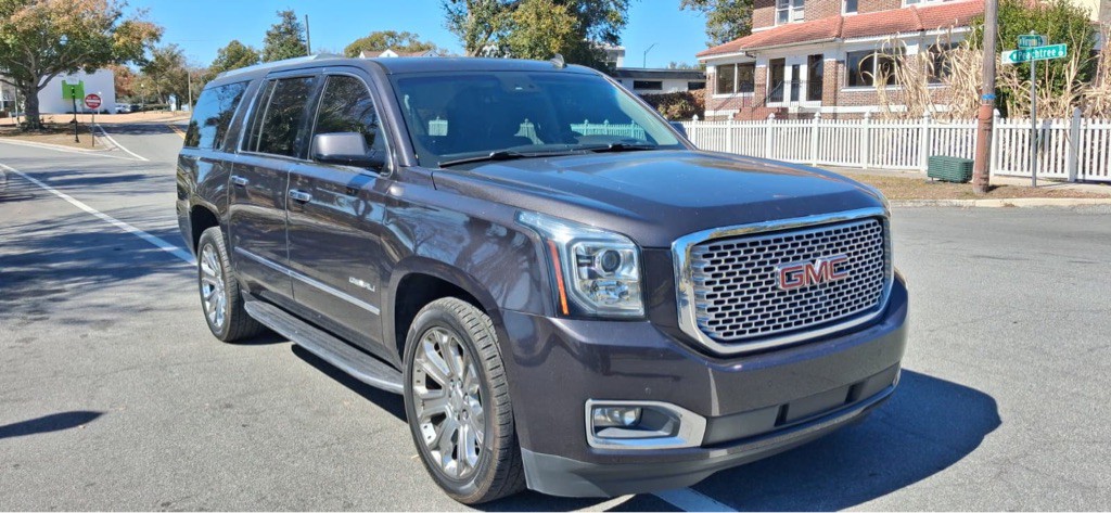 2015 GMC Yukon Image 2