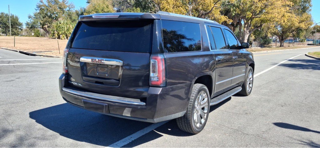 2015 GMC Yukon Image 7