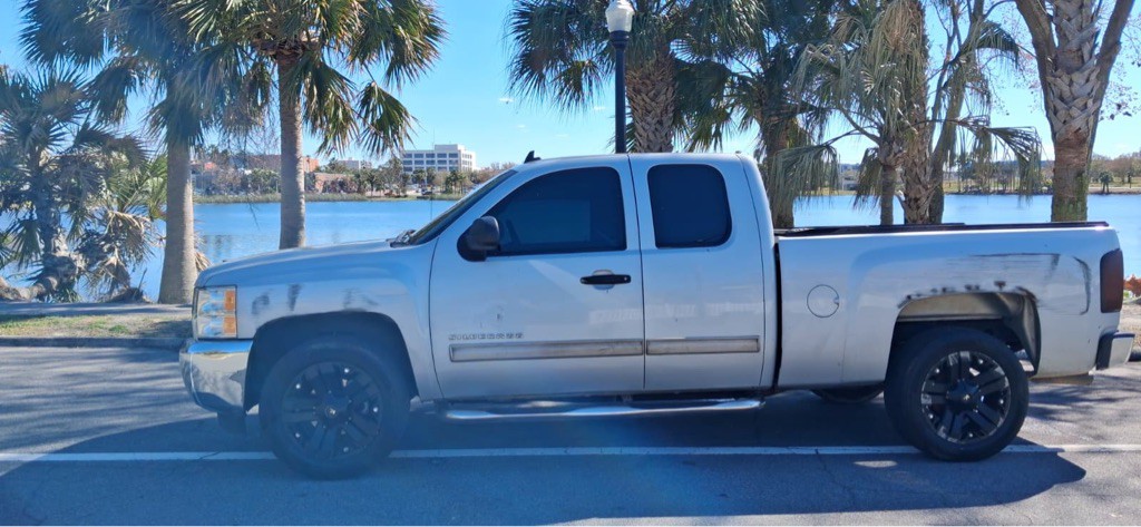 2013 Chevrolet Silverado 1500 Image 1