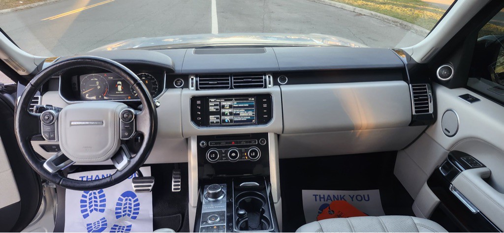 2014 Land Rover Range Rover Image 19