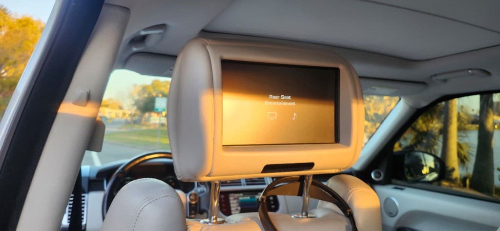 2014 Land Rover Range Rover Image 8