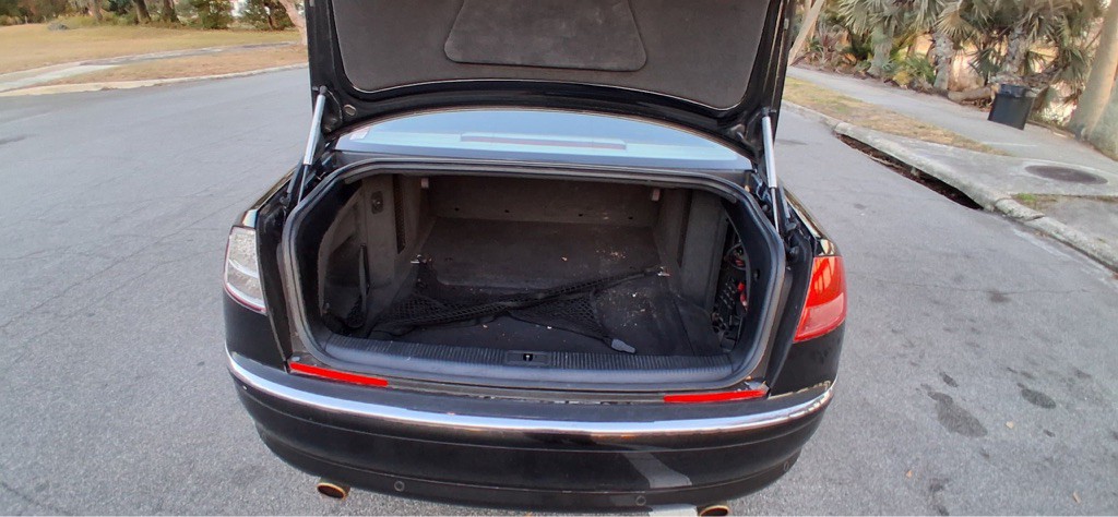 2006 Audi A8 Image 12