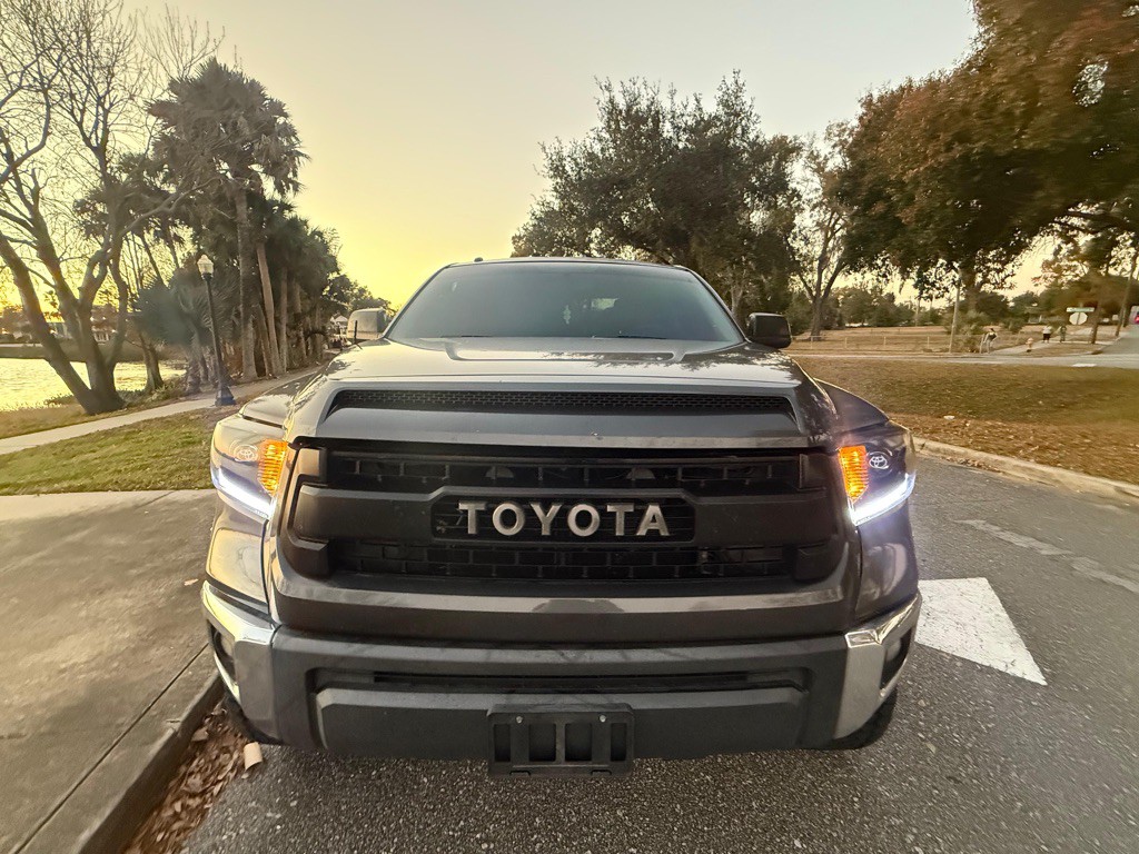 2015 Toyota Tundra Image 17