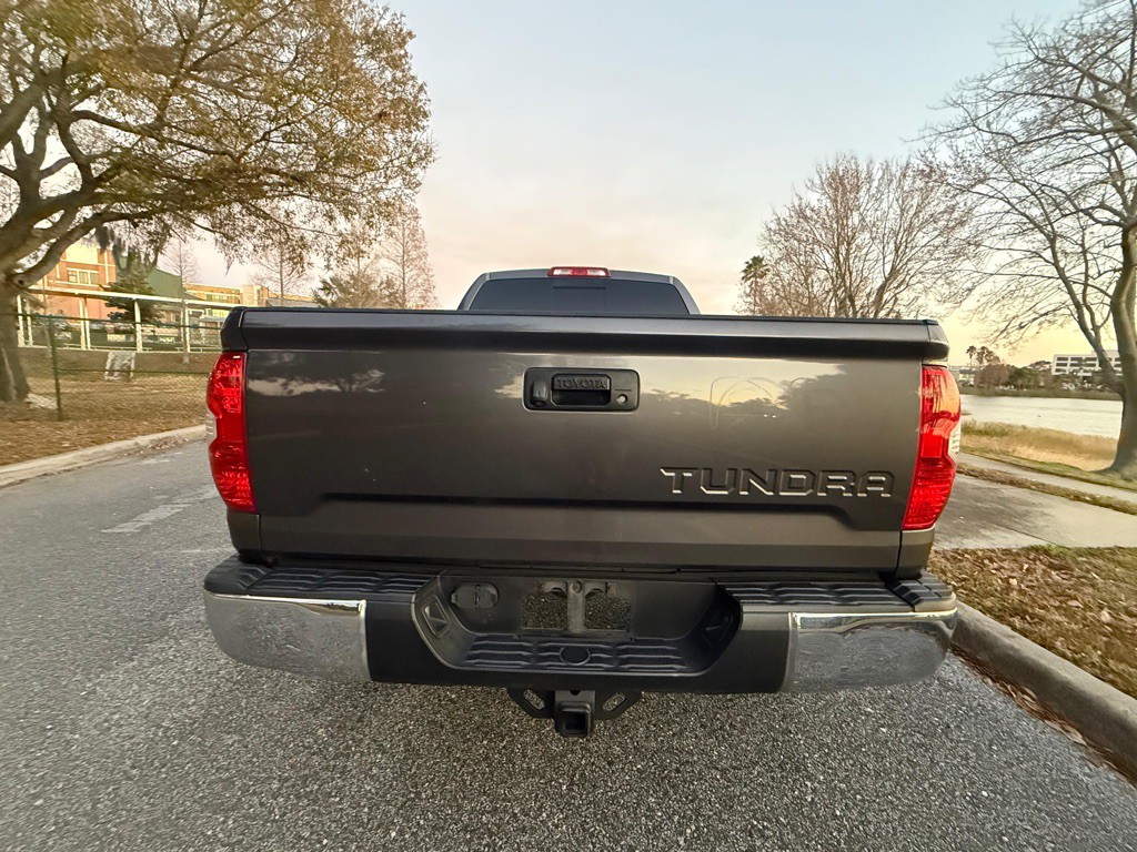 2015 Toyota Tundra Image 3