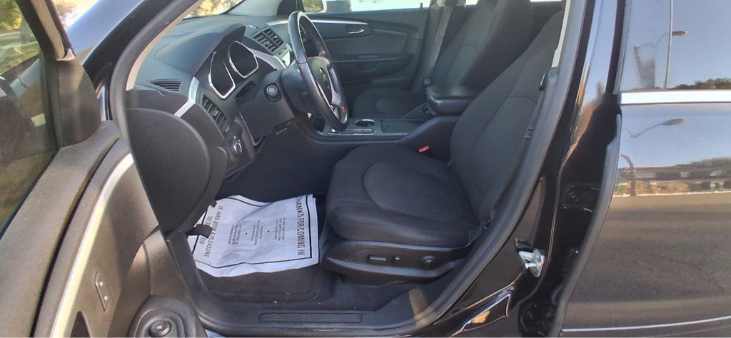2011 Chevrolet Traverse Image 15