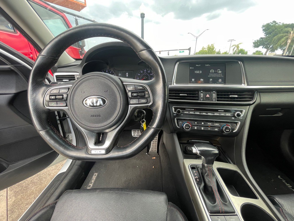 2017 Kia Optima Image 7