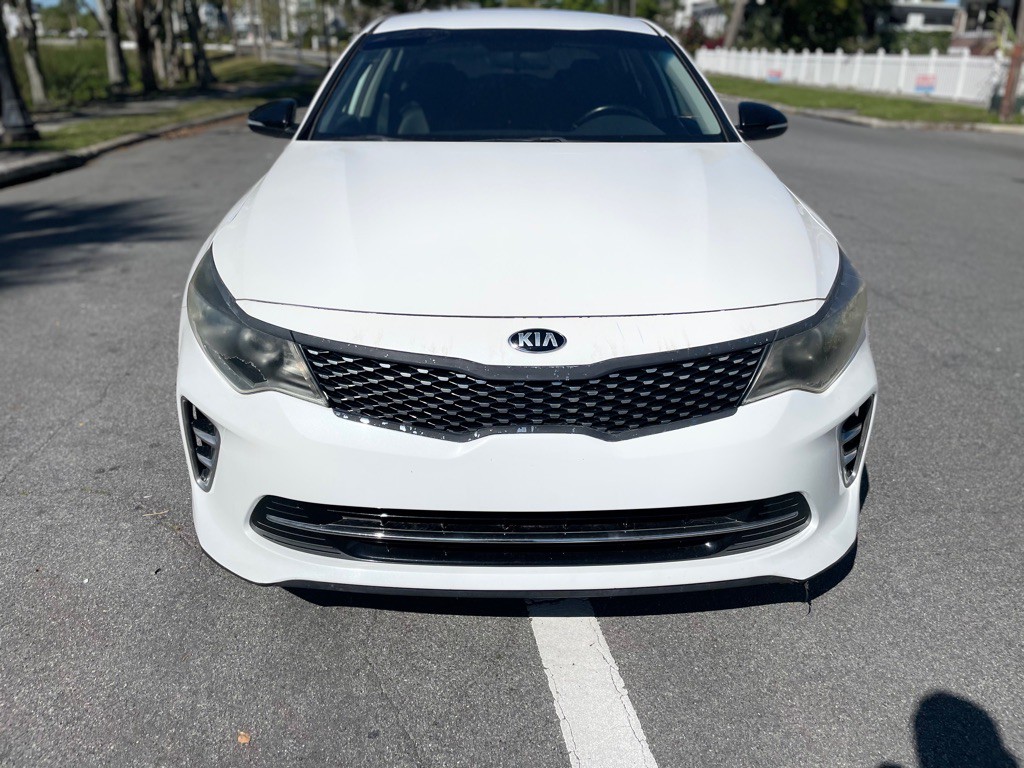 2017 Kia Optima Image 3