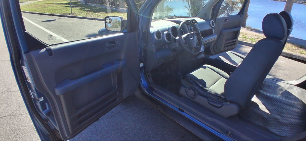 2006 Honda Element Image 8