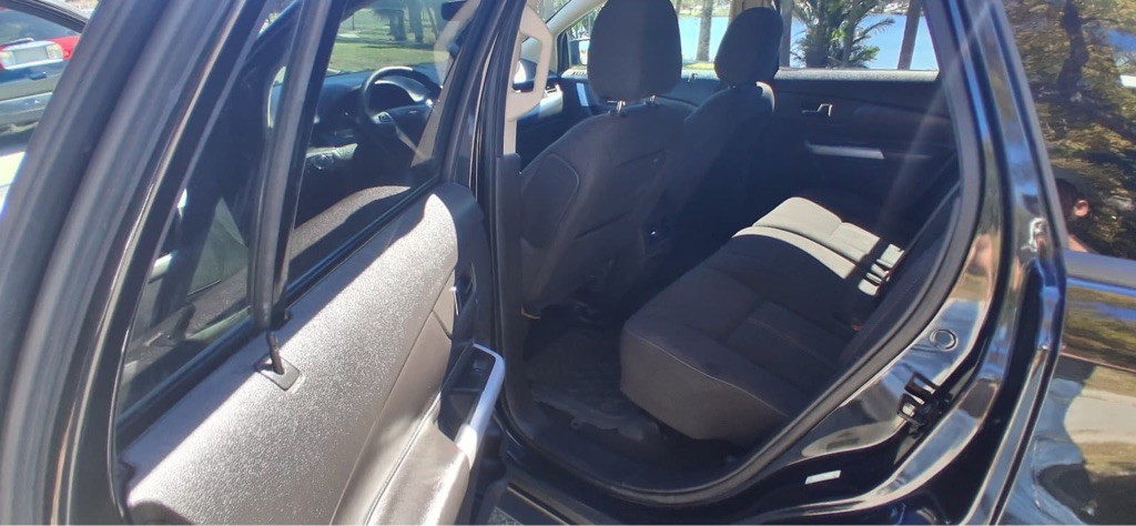 2013 Ford Edge Image 10