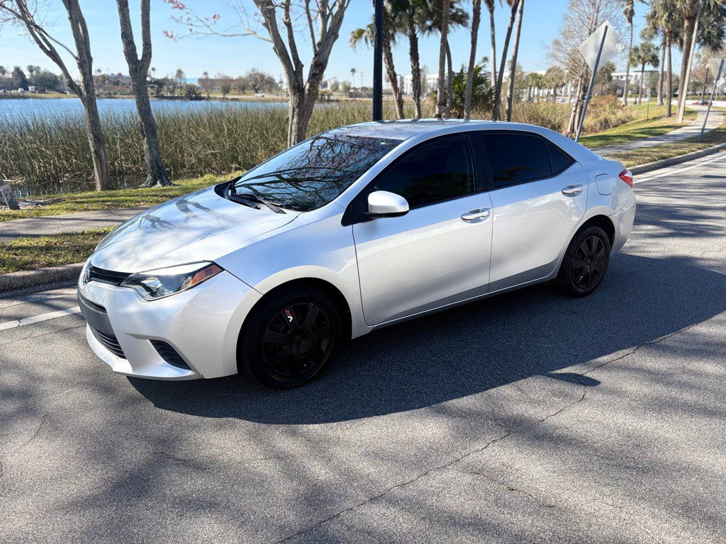 2014 Toyota Corolla Image 2