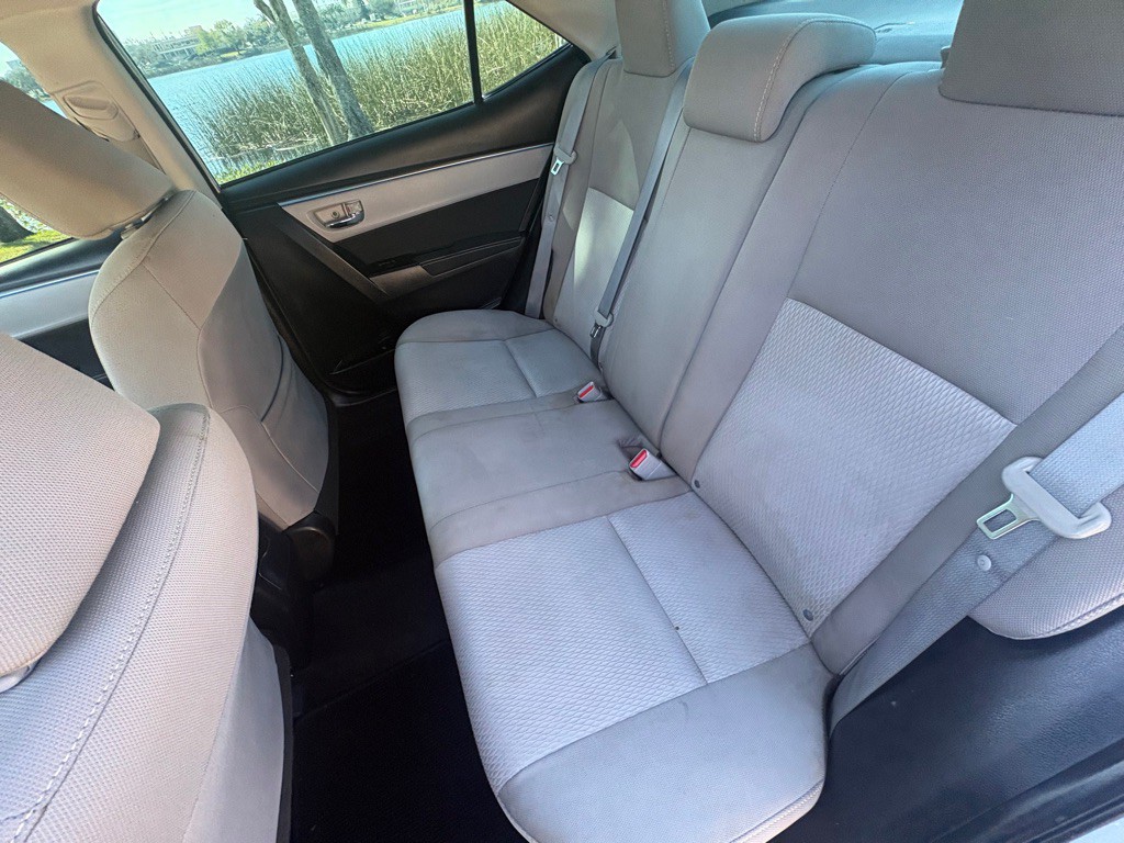 2014 Toyota Corolla Image 12