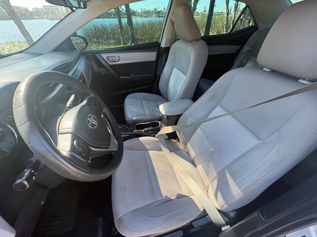 2014 Toyota Corolla Image 16