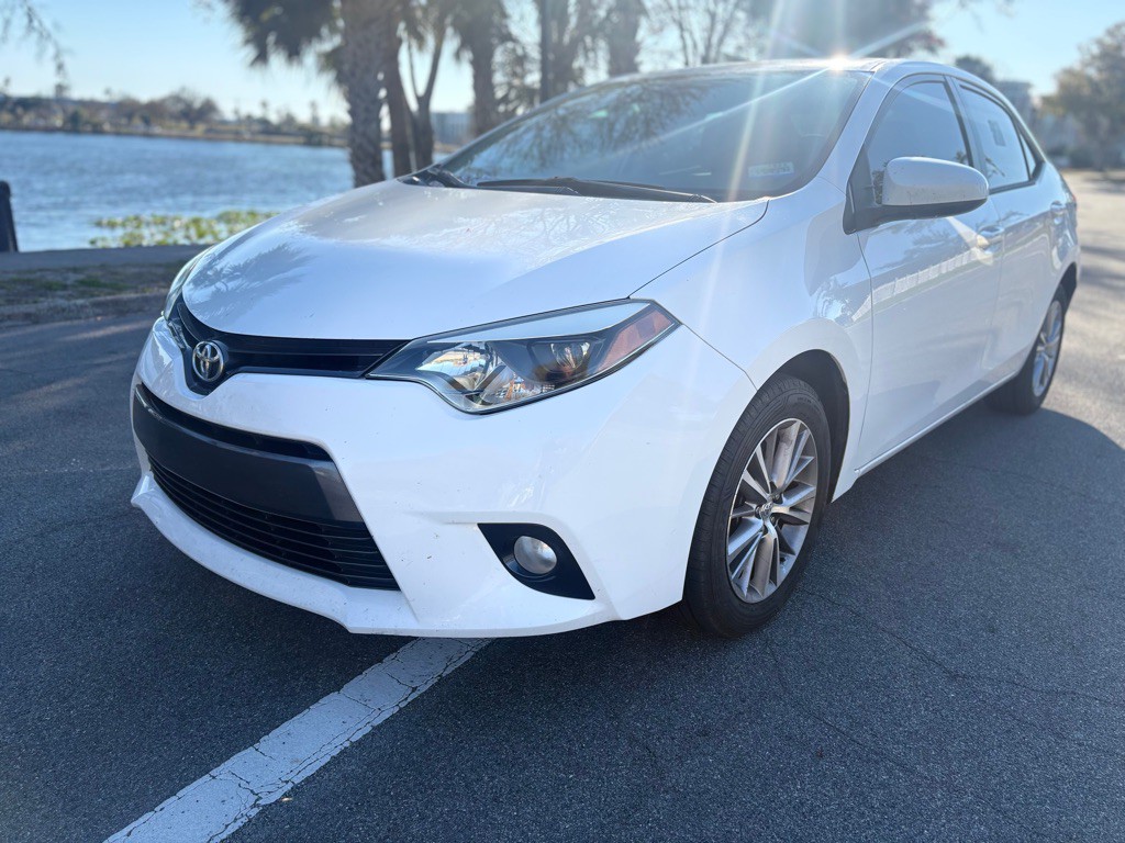 2015 Toyota Corolla Image 3