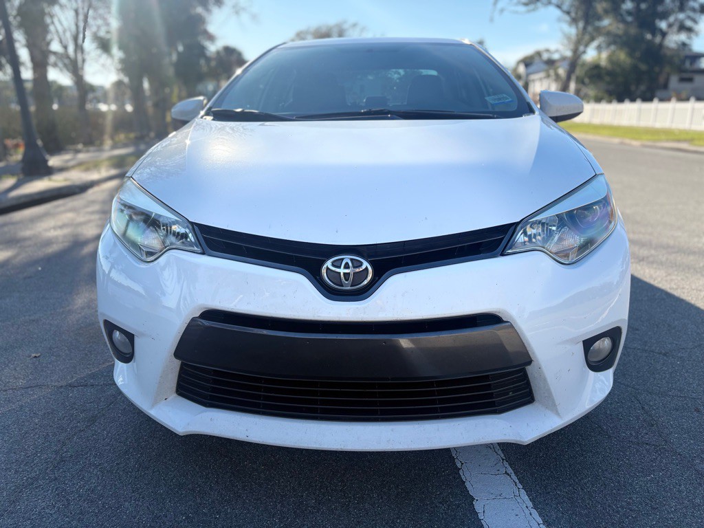 2015 Toyota Corolla Image 4