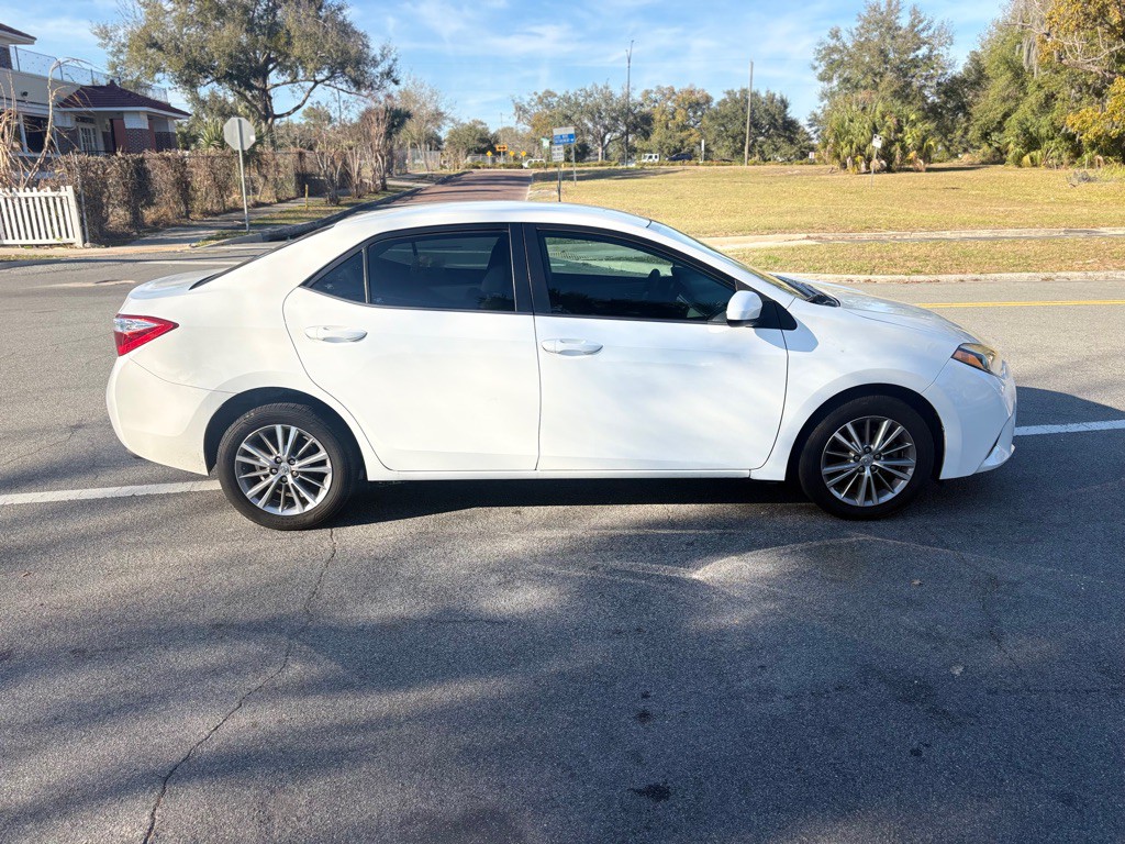 2015 Toyota Corolla Image 6