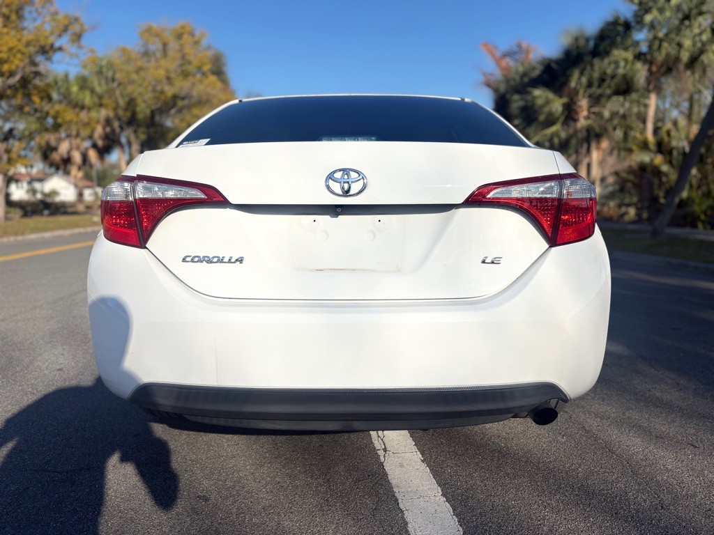 2015 Toyota Corolla Image 8
