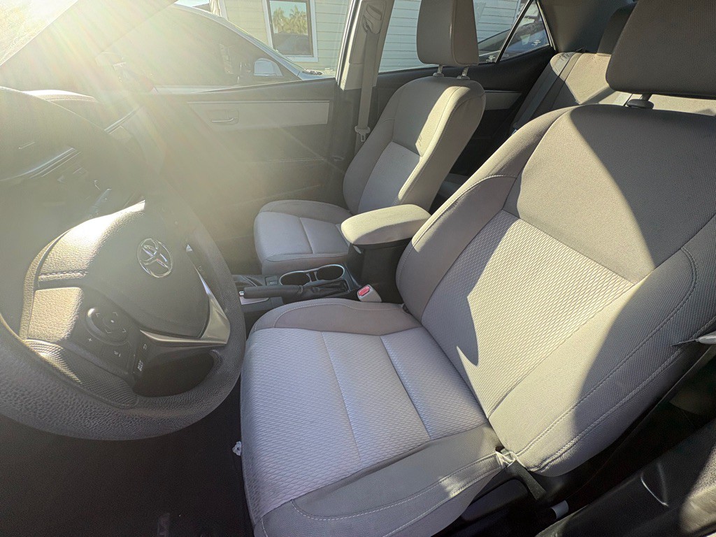 2015 Toyota Corolla Image 15