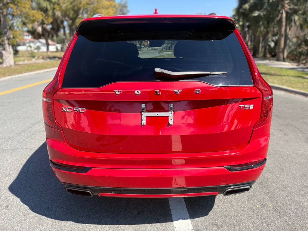 2017 Volvo XC90 Image 8