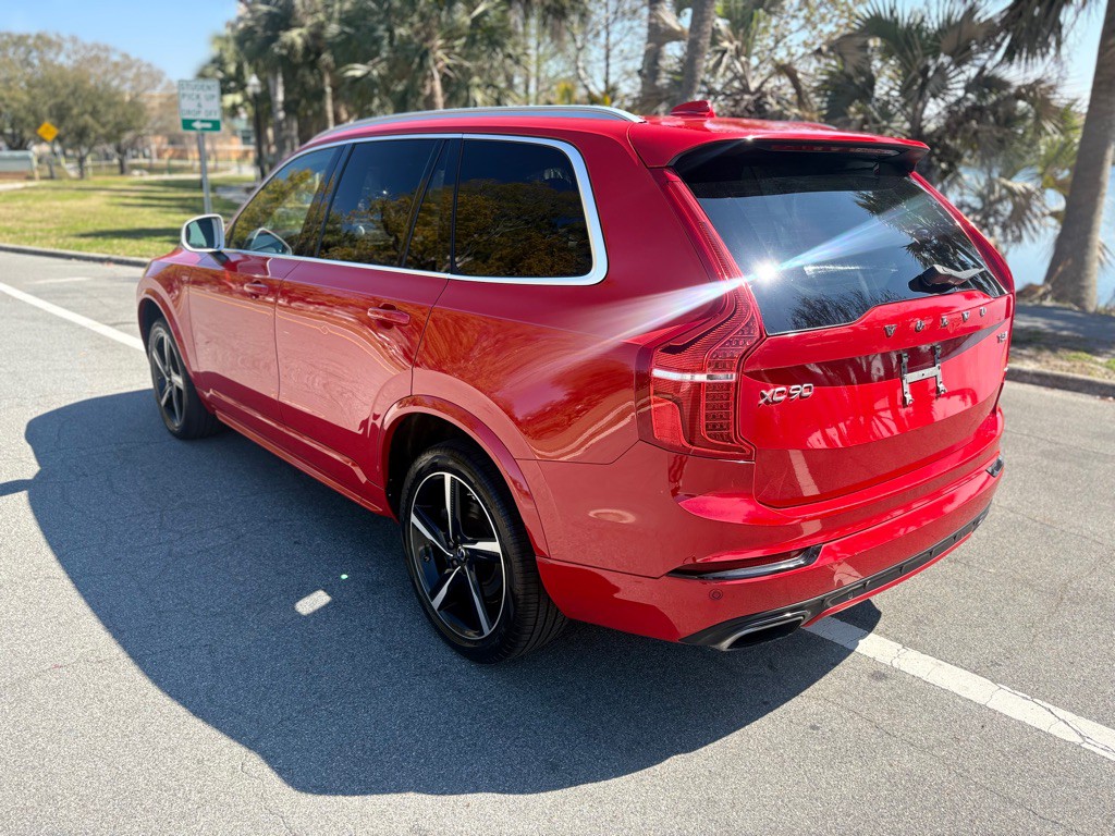 2017 Volvo XC90 Image 10