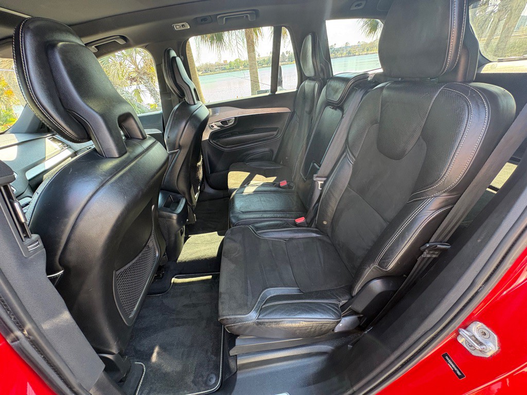 2017 Volvo XC90 Image 12