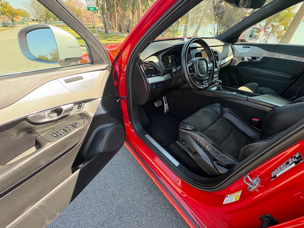 2017 Volvo XC90 Image 15