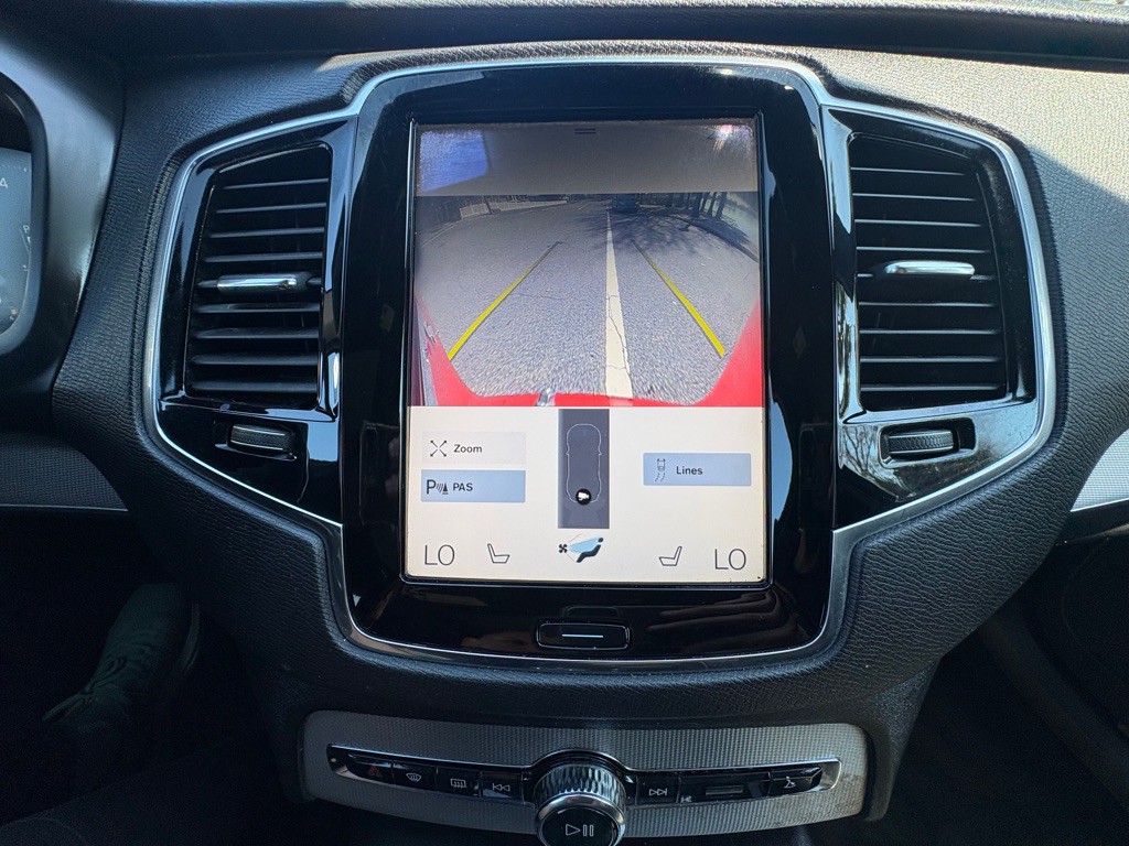 2017 Volvo XC90 Image 20