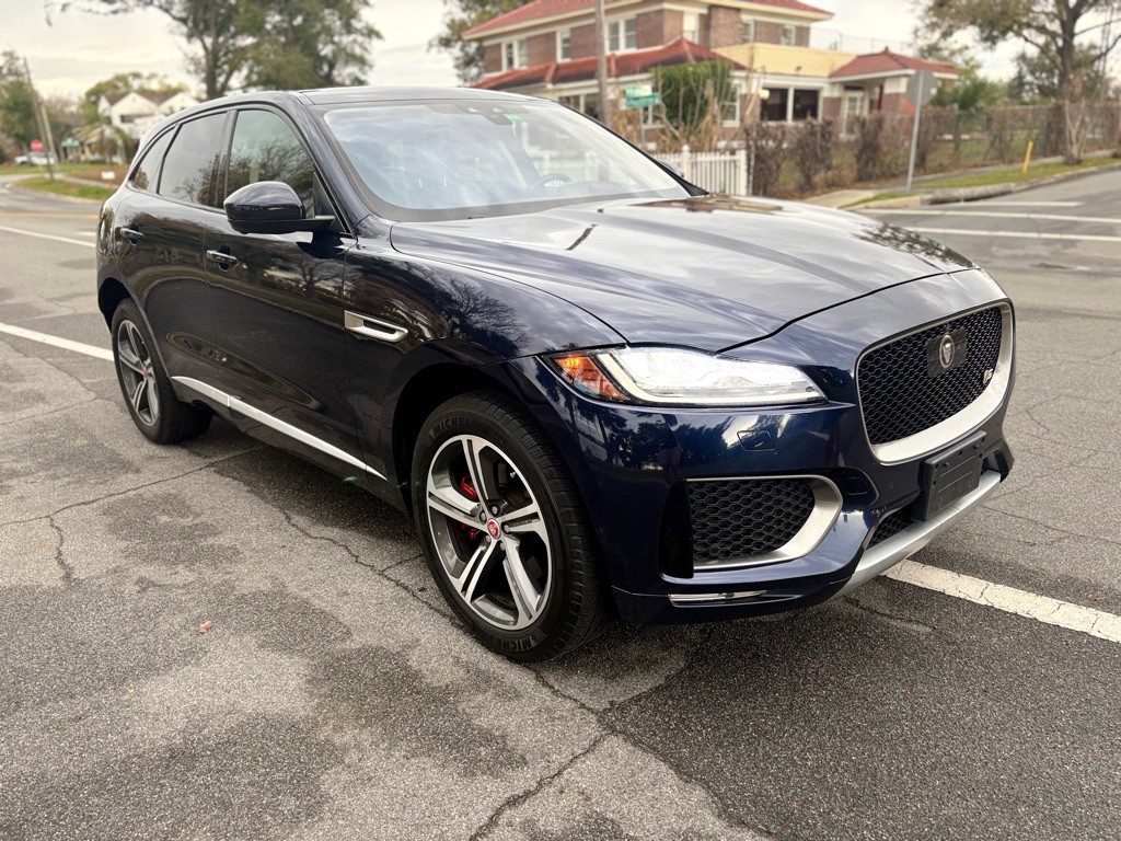 2017 Jaguar F-PACE Image 7