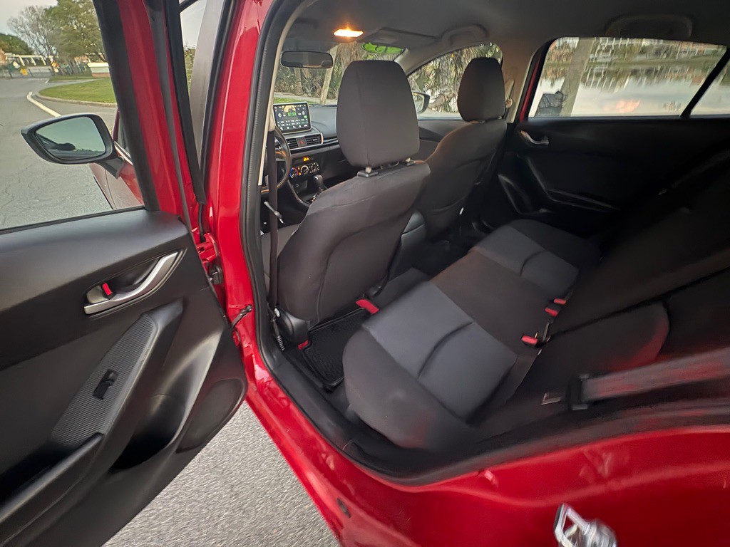 2015 Mazda Mazda3 Image 11