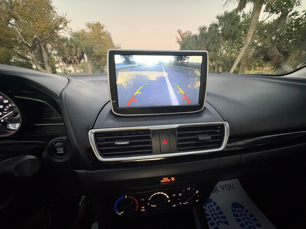 2015 Mazda Mazda3 Image 18