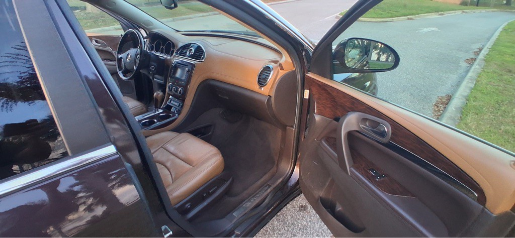 2016 Buick Enclave Image 5