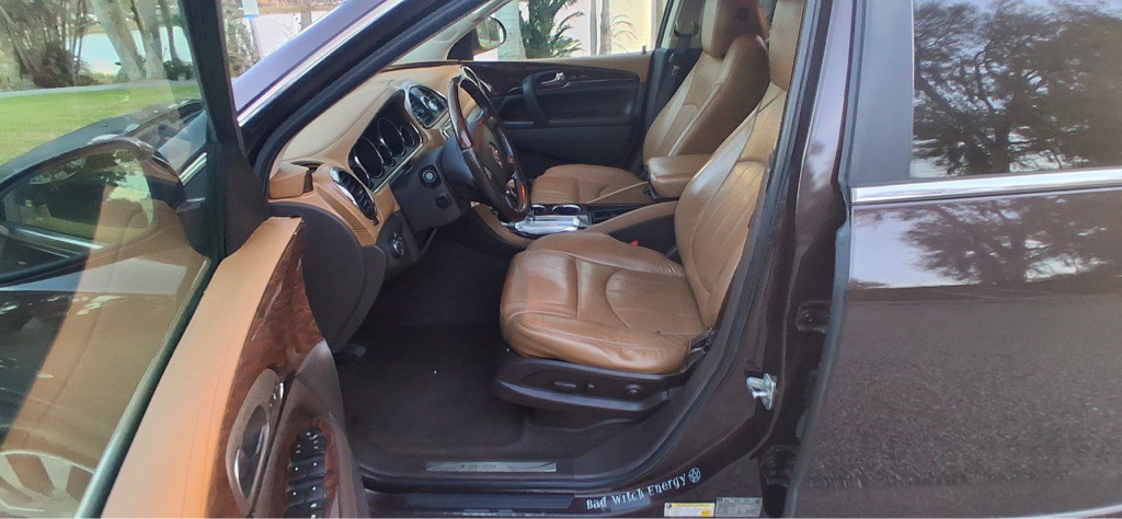 2016 Buick Enclave Image 9