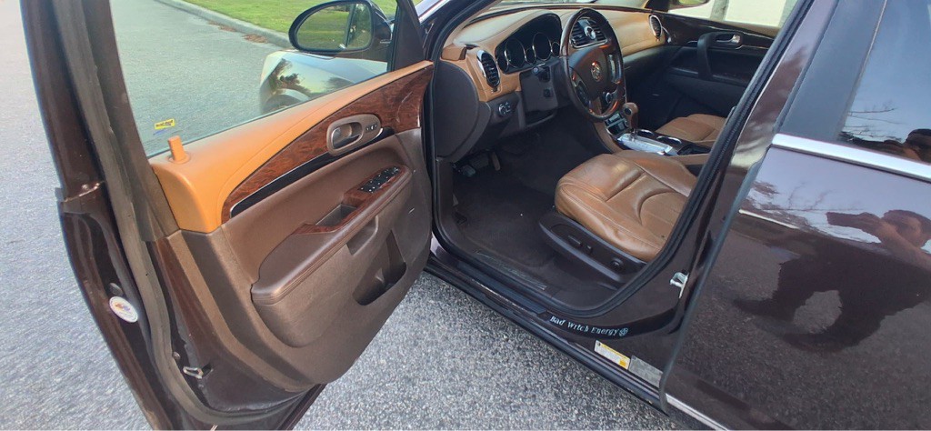 2016 Buick Enclave Image 10