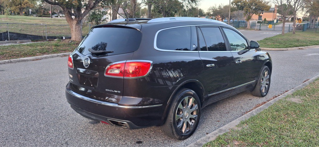 2016 Buick Enclave Image 16