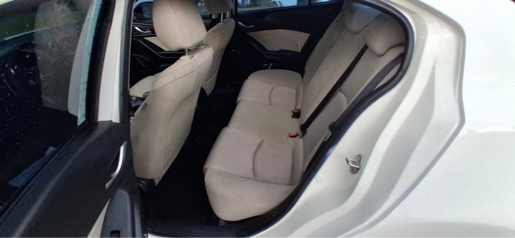2014 Mazda Mazda3 Image 19