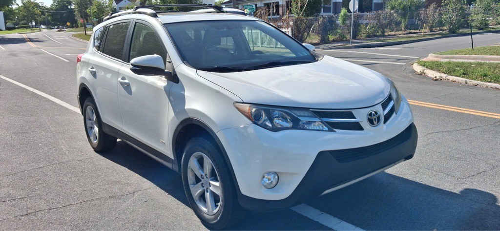 2013 Toyota Rav4 Image 6