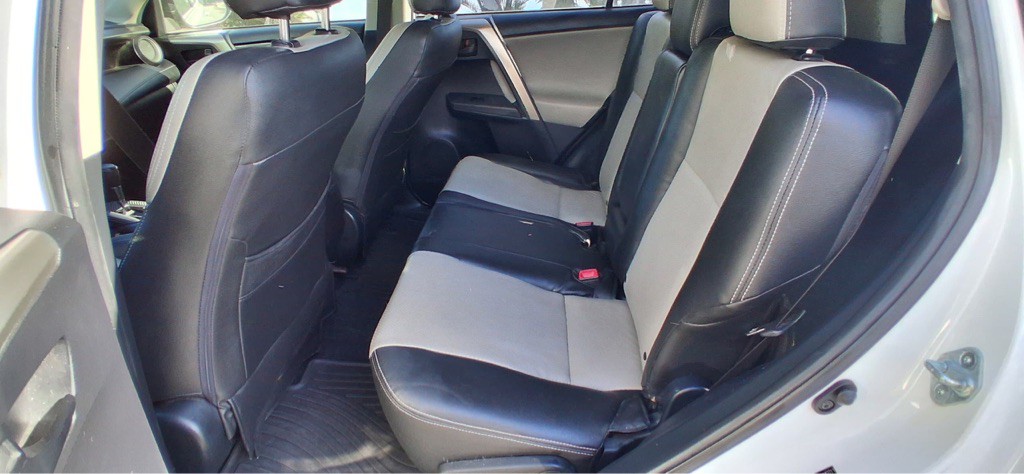 2013 Toyota Rav4 Image 11