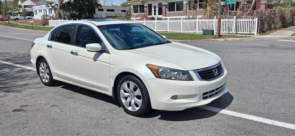2010 Honda Accord Image 6