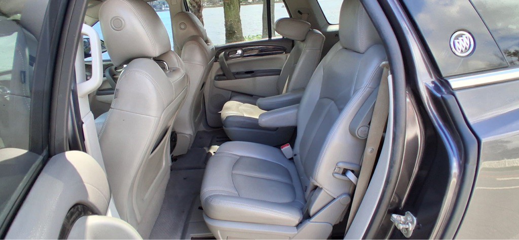 2014 Buick Enclave Image 9